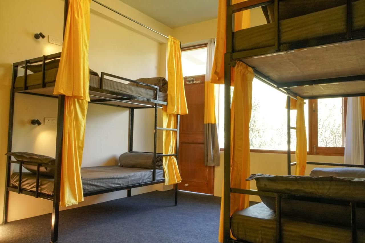 Firefly Hostel 마날리 외부 사진