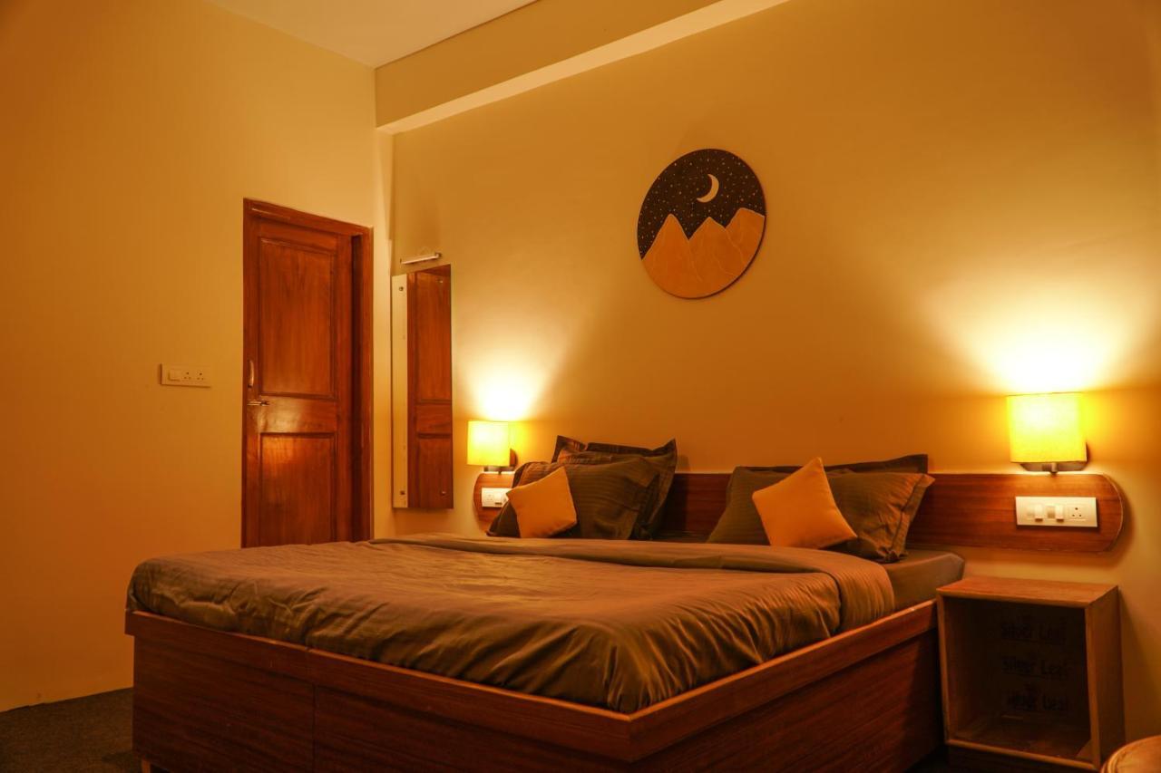 Firefly Hostel 마날리 외부 사진